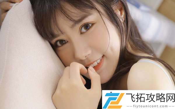 手食指指甲发黑发紫的原因是什么？肿痛和硬硬的感觉如何解决？