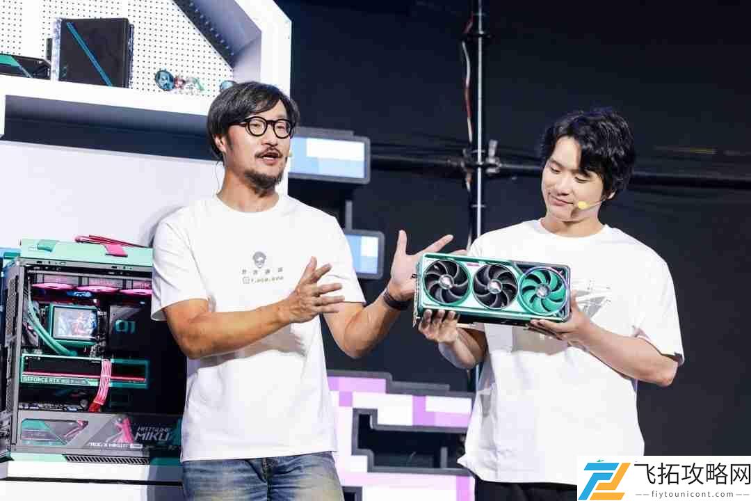 “大陆秀夫”遇上本尊！华硕中国总经理Tony大叔与小岛同框